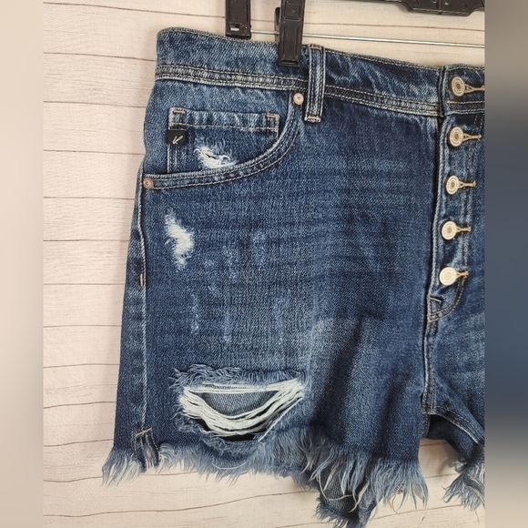 KANCAN FOR MAURICES BUTTON FRONT CUT OFF DISTRESSED JEAN SHORTS, SZ 30 - Picture 2 of 9